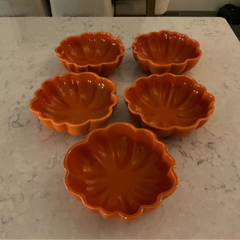 Pottery Barn Harvest Bowles (5)